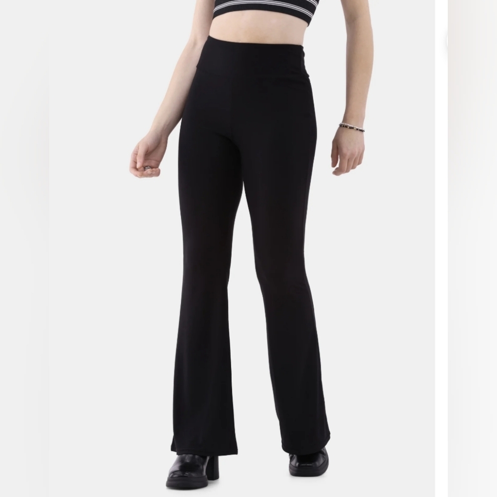 No Boundaries Juniors Size XL (15-17) Ribbed Pull On Flare Pants Black Soot